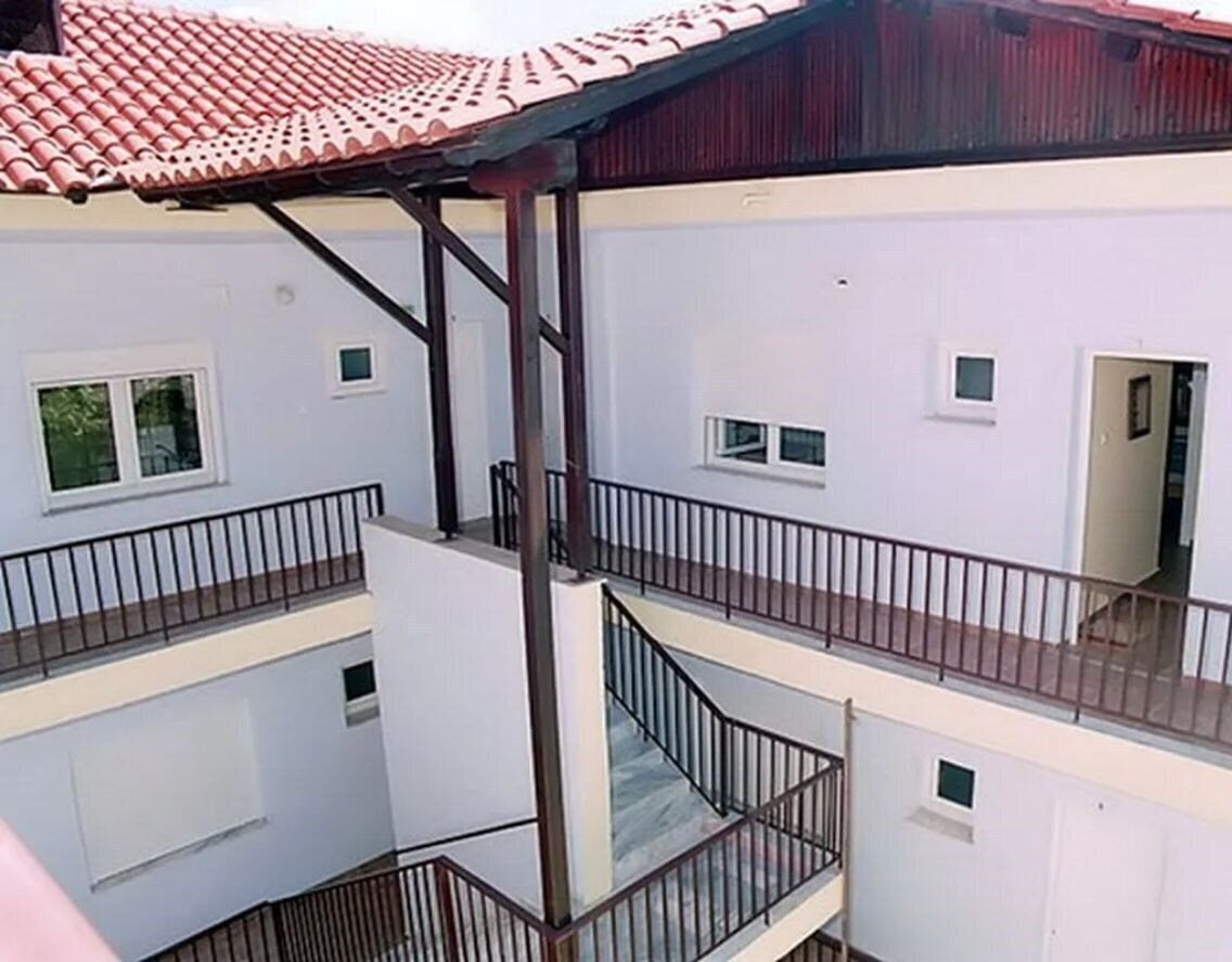 Alkmini Apartments 3* суреті